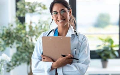 Plaque professionnelle du médecin spécialiste : quelles mentions pour inspirer confiance