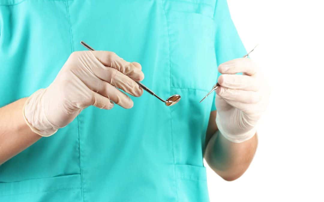 Pourquoi de plus en plus d’hôpitaux choisissent les pinces à biopsie réutilisables ?